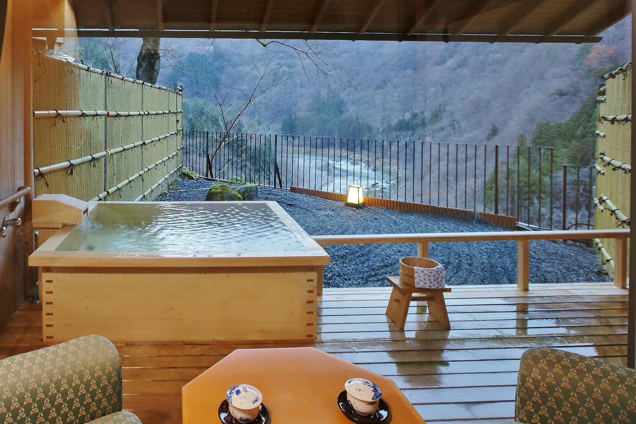 Marumine Kanko Hotel Aizuwakamatsu Buitenkant foto